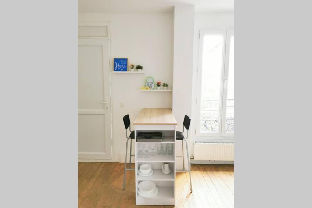 #4 Joli Appartement A 2 Pas Du Metro Et Paris 20 바뇰레 외부 사진
